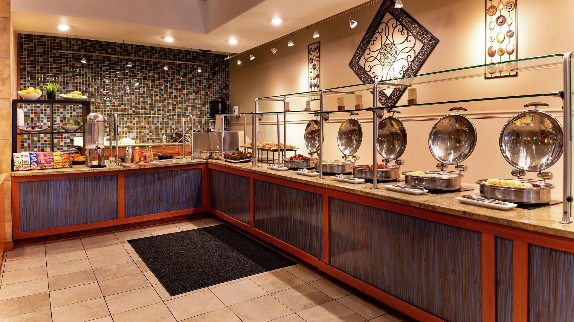 Doubletree By Hilton Hotel Tampa Airport-Westshore